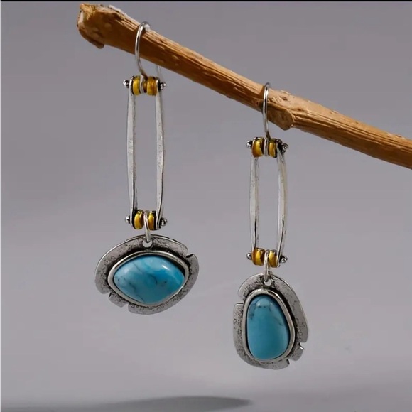 Two Tone Earrings With Turquoise Stones - Picture 5 of 5
